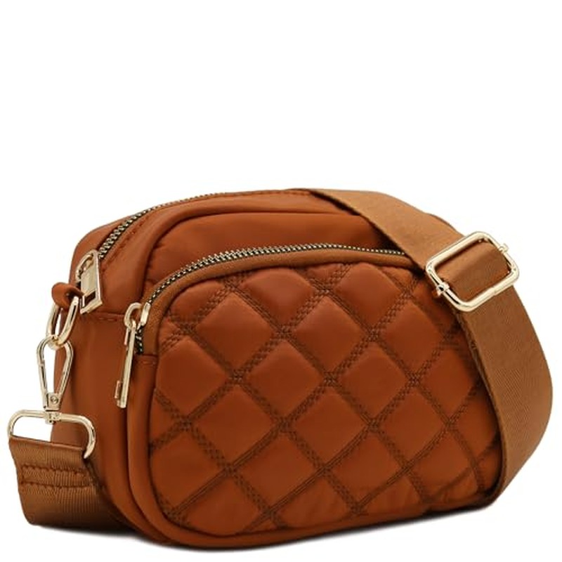 Quilted Nylon Crossbody Bag with Wide Strap FashionPuzzle 绗缝尼龙斜挎包配宽肩带