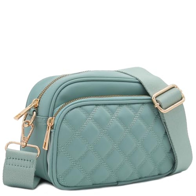 Quilted Nylon Crossbody Bag with Wide Strap FashionPuzzle 绗缝尼龙斜挎包配宽肩带 detail